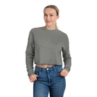 Qn beauty Women's Cropped Sweatshirt