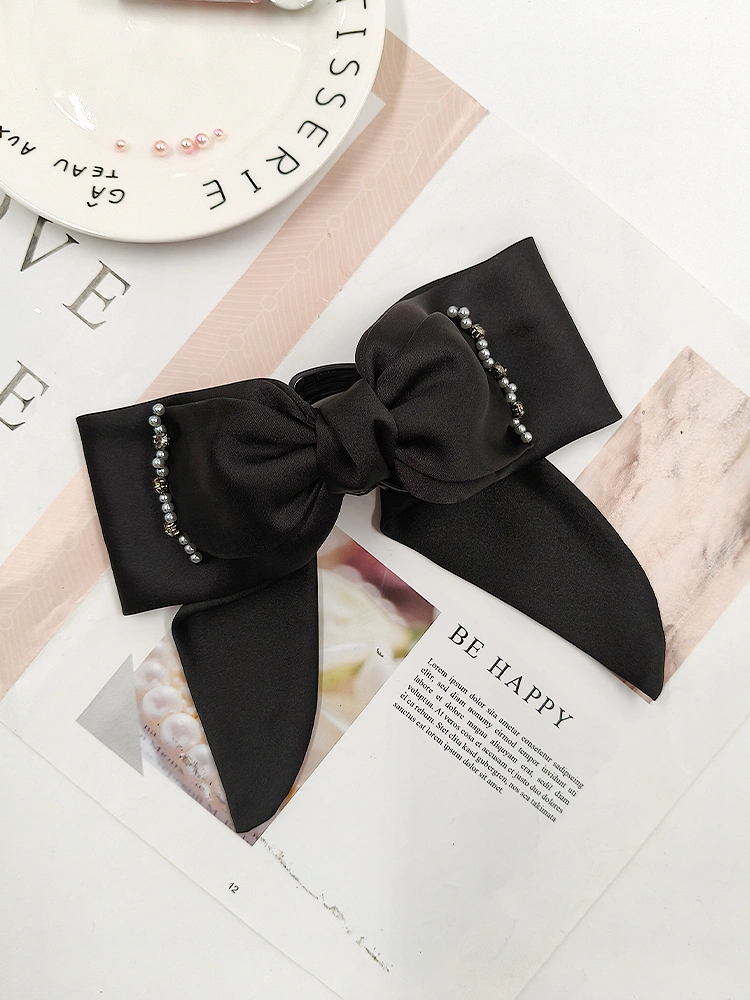 Trendy hair clips